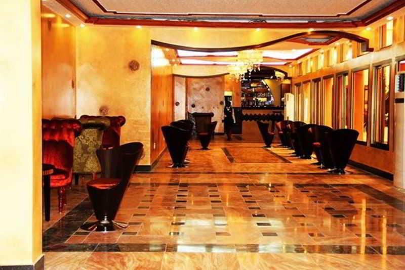 Beatrice Hotel Kinshasa Esterno foto