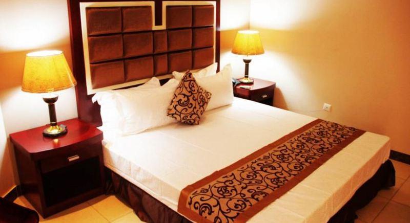 Beatrice Hotel Kinshasa Esterno foto