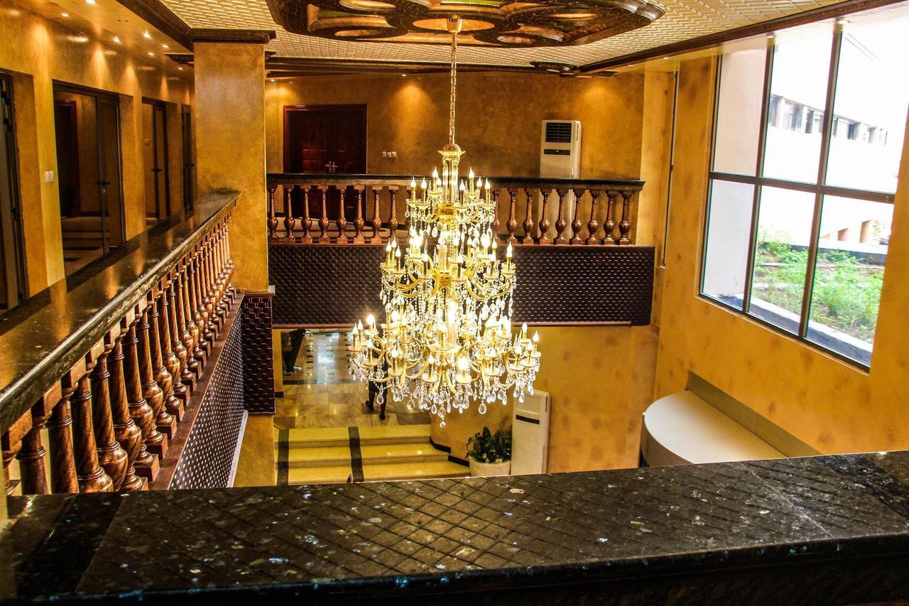 Beatrice Hotel Kinshasa Esterno foto
